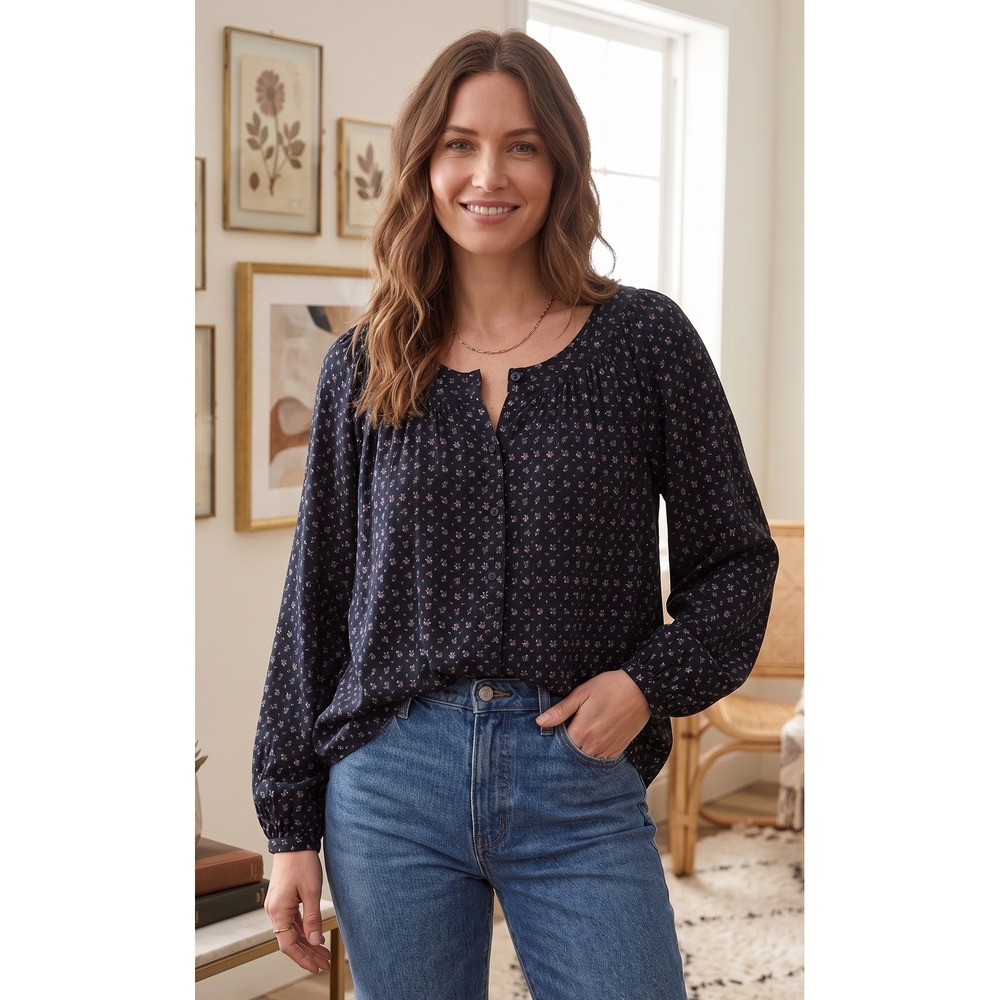 Putumayo Floral Button Down Long Sleeve Blouse Women's‎ M Black Rayon Vacation